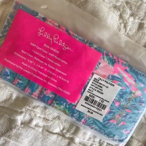 New Lilly Pulitzer card holder and drink holder